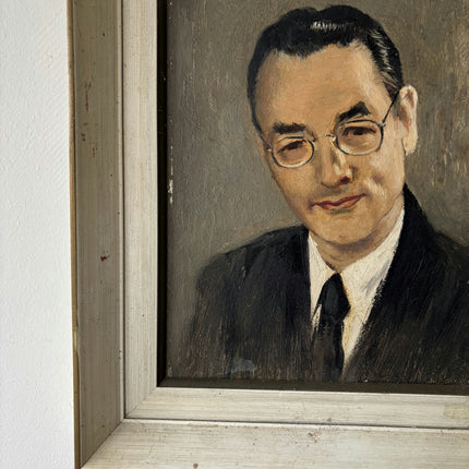 Traditional Portrait Oil Painting "Man With Glasses" Refined Small Art Holland Art Shop